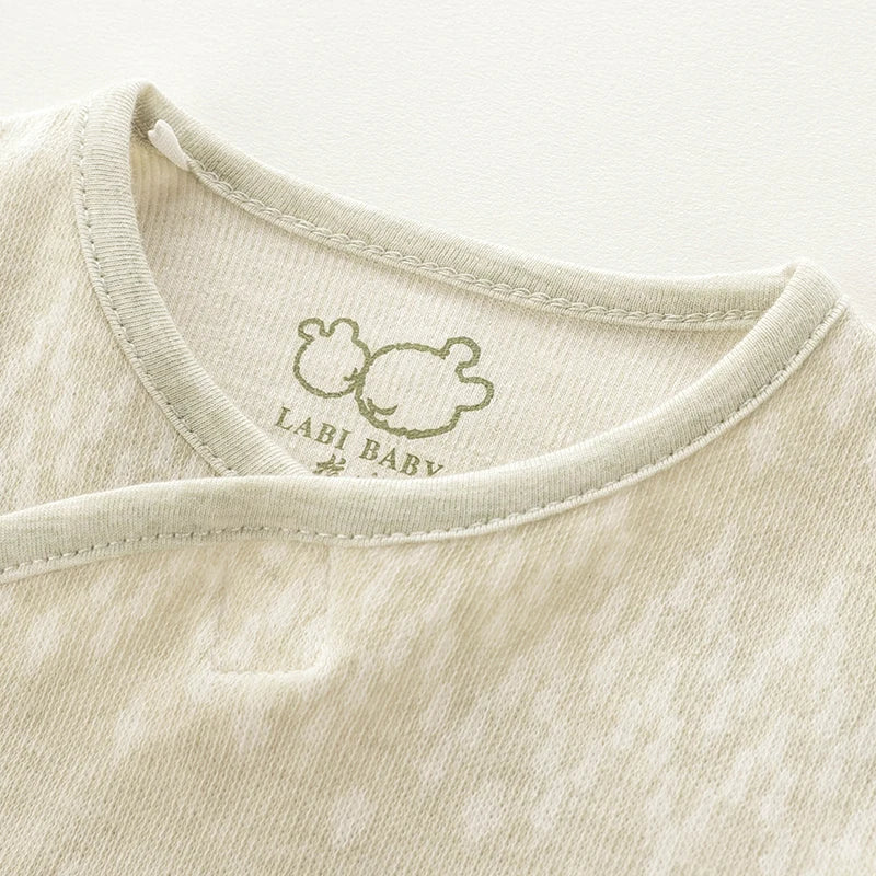 LABI BABY Baby's Comfortable Soft Fabric Cartoon Printed Slant Opening Boneless Workmanship Four Seasons homeware set